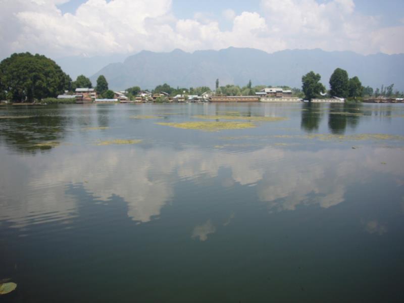 Travel - India - Kashmir - Srinagar - Nageen Lake